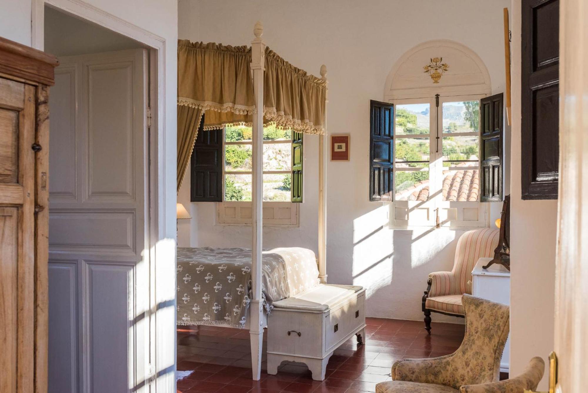 Palacete De Cazulas Acomodação com café da manhã  Granada